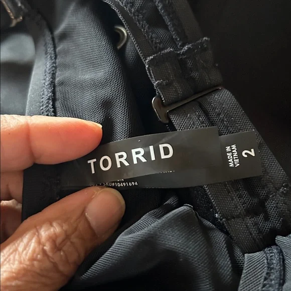 Torrid Size 2 Black Lace Up Wireless One Piece Ruched Bra Support Swimsuit 18/20 - Picture 11 of 15